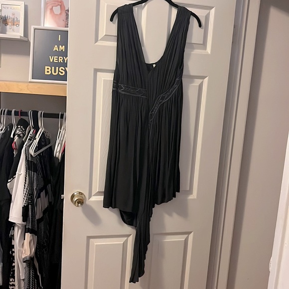 TOPSHOP BOUTIQUE GRAY GRECIAN EMBROIDERED ASYMMETRICAL MINI DRESS SIZE US 12 - Picture 1 of 7